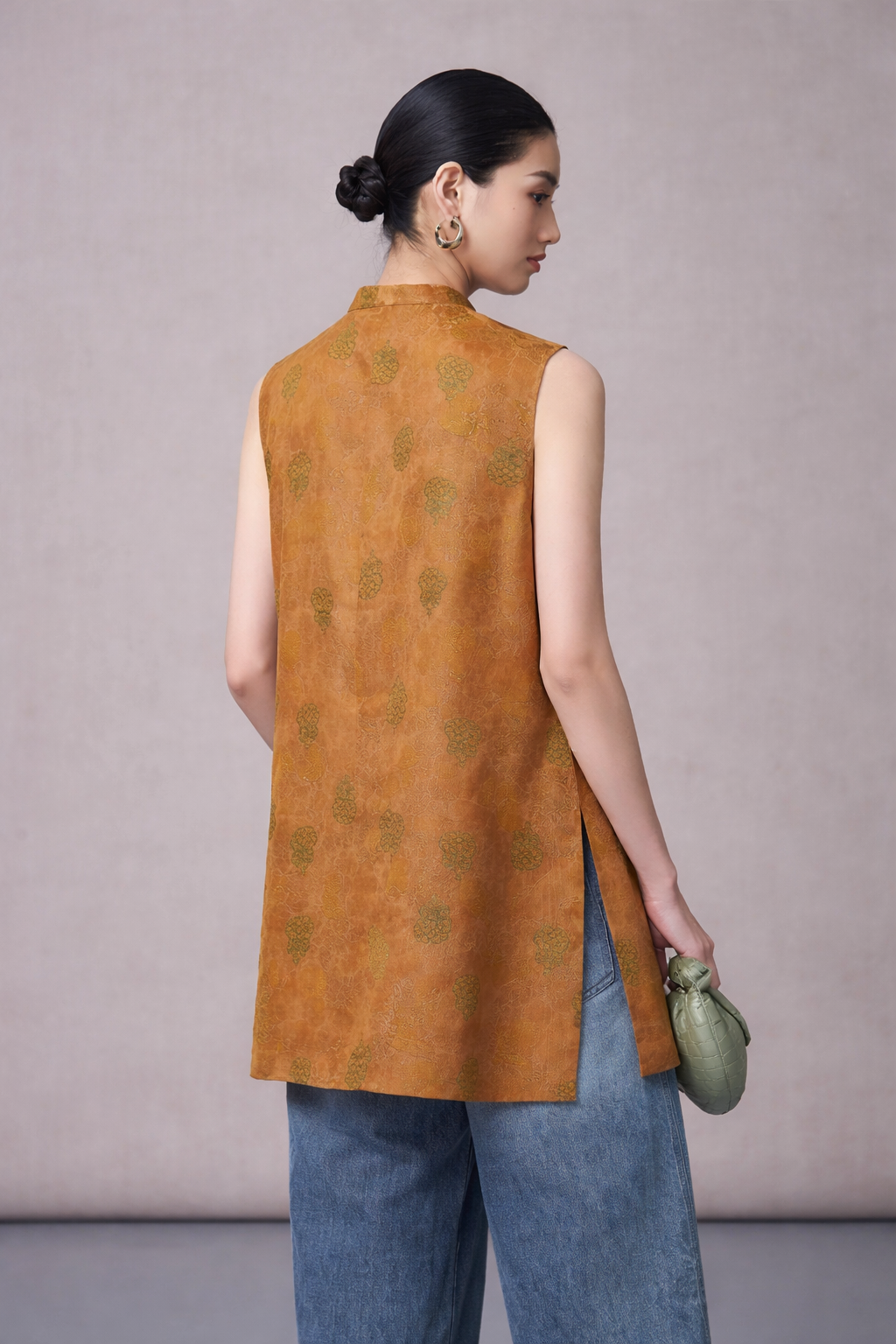 Golden Pine Mulberry Silk Mandarin Tunic - Image 4